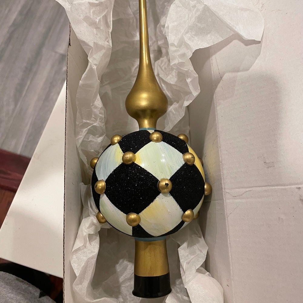 Mackenzie child’s Christmas tree topper